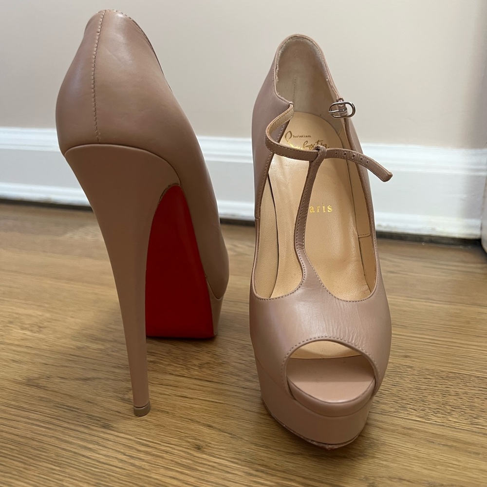 Christian Louboutin's ALTAPOPPINS 150